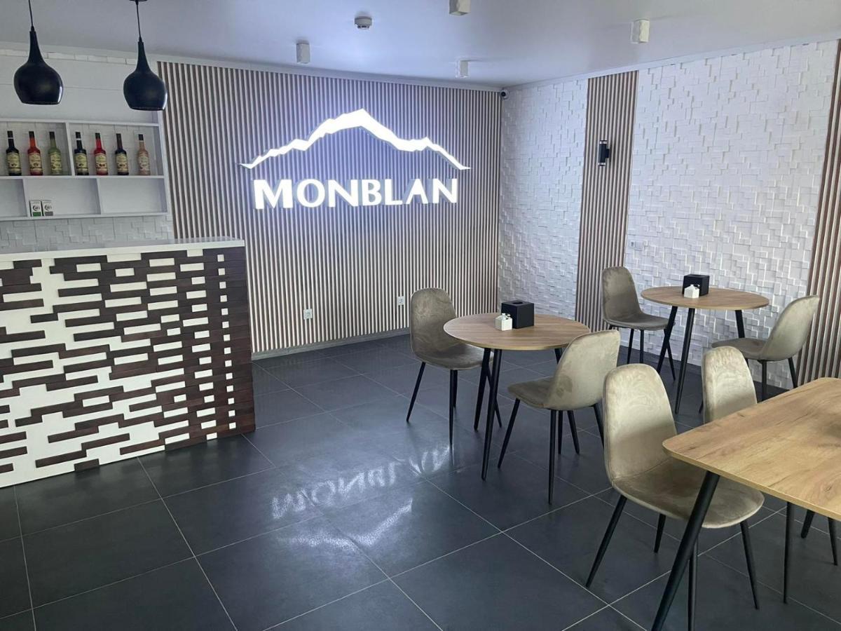 Отель Monblan Яблуниця Екстериор снимка